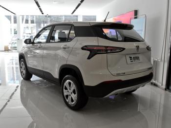 用自动挡的低价SUV，高底盘低油耗，带你看宝骏510  -图2