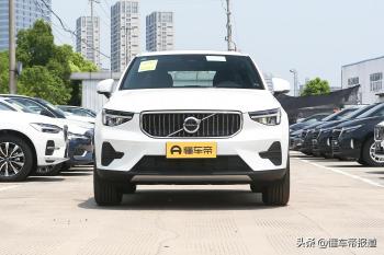 新车 | 全系2.0T+7DCT，2023款沃尔沃XC40到店，26.98万元起  -图3